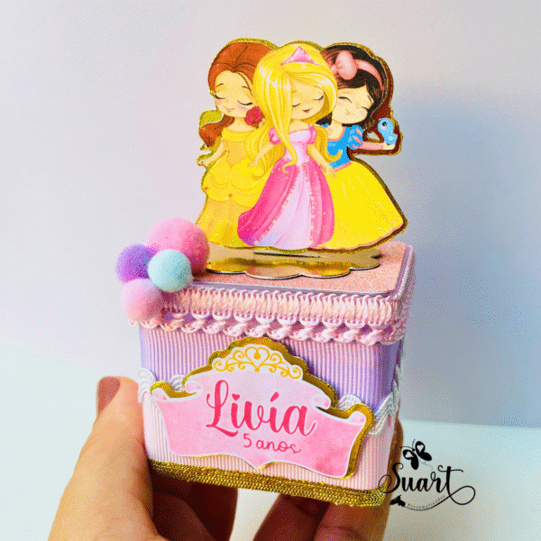 Caixa acrílica Princesas cute Personalizada Luxo – festa – caixinha decorada disney